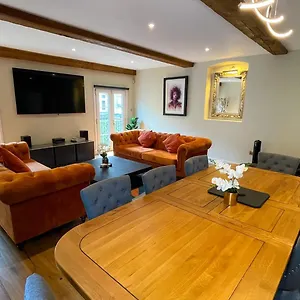 Holiday home The Coach House - An Exeptional 3 Story House In The Heart Of The Lanes With Secure Private Parking, Brighton