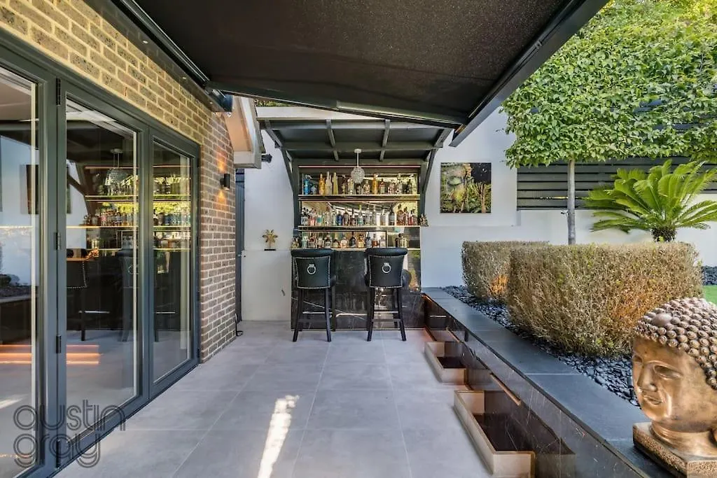 Holiday home Blissfully Luxe Abode For Unforgettable Memories Villa Brighton United Kingdom